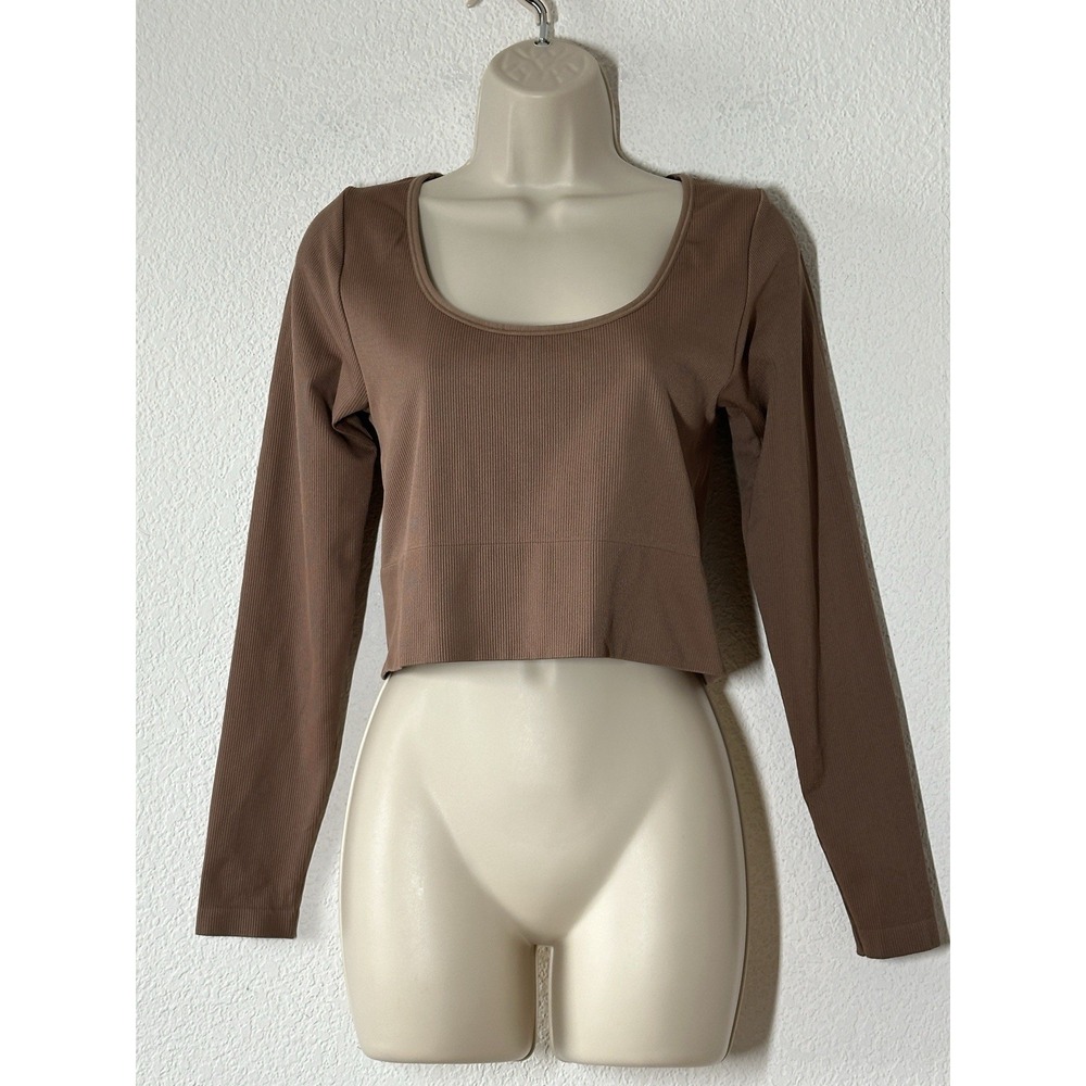 Athleta Womens Medium Brown Long Sleeve Ribbed Scoop Neck Crop Stretch